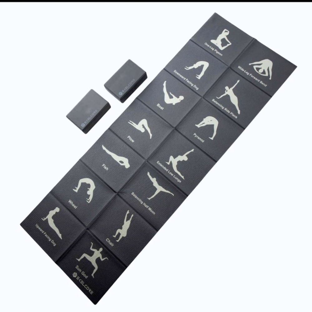 Instructional Yoga Mat w/ blocks